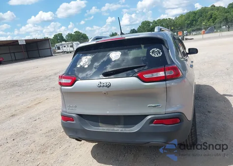 2017 Jeep Cherokee Latitude 4X4 from USA, damaged, VIN 1C4PJMCB7HW656852